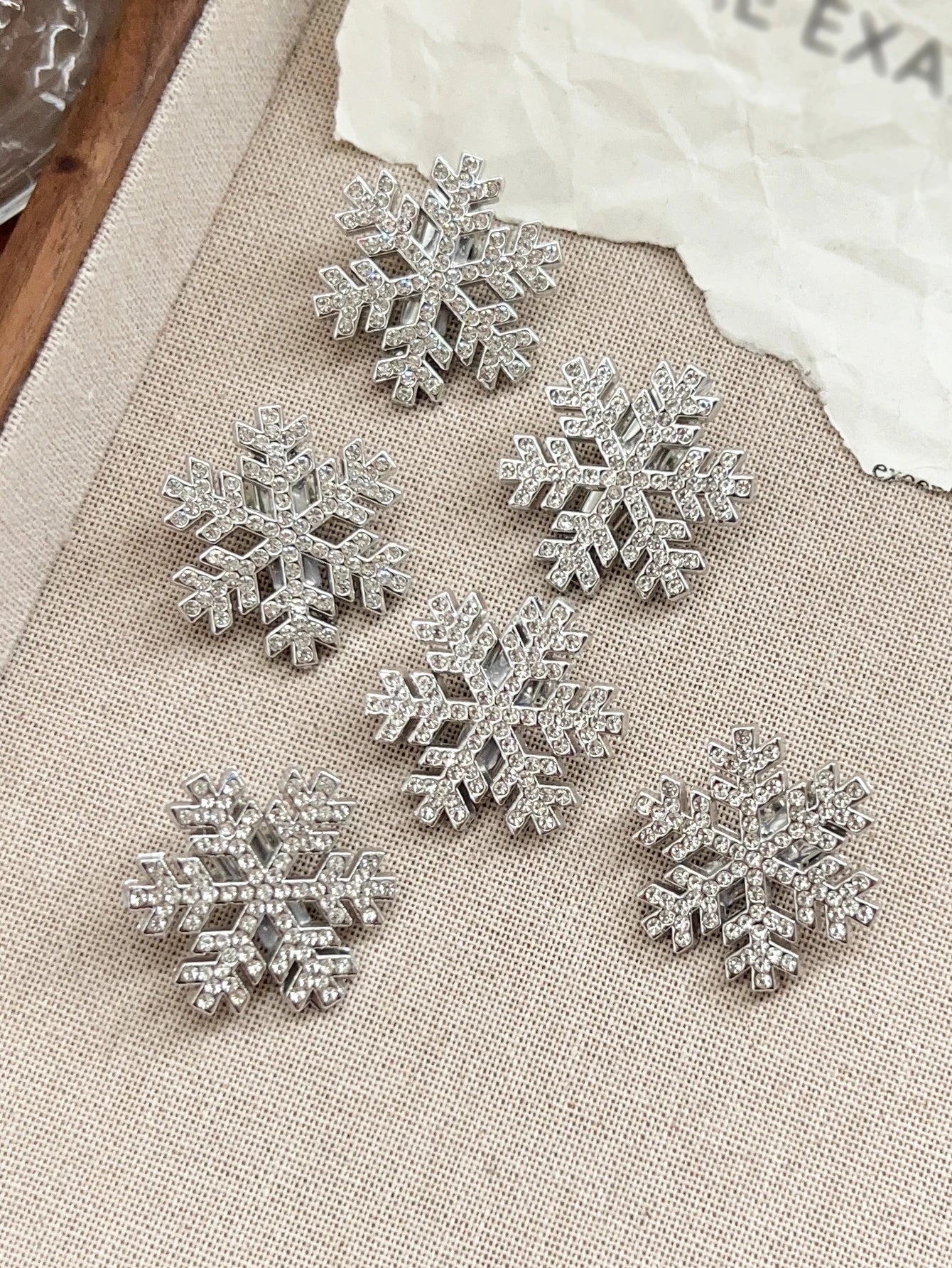 Silver Snowflakes (6 pc)