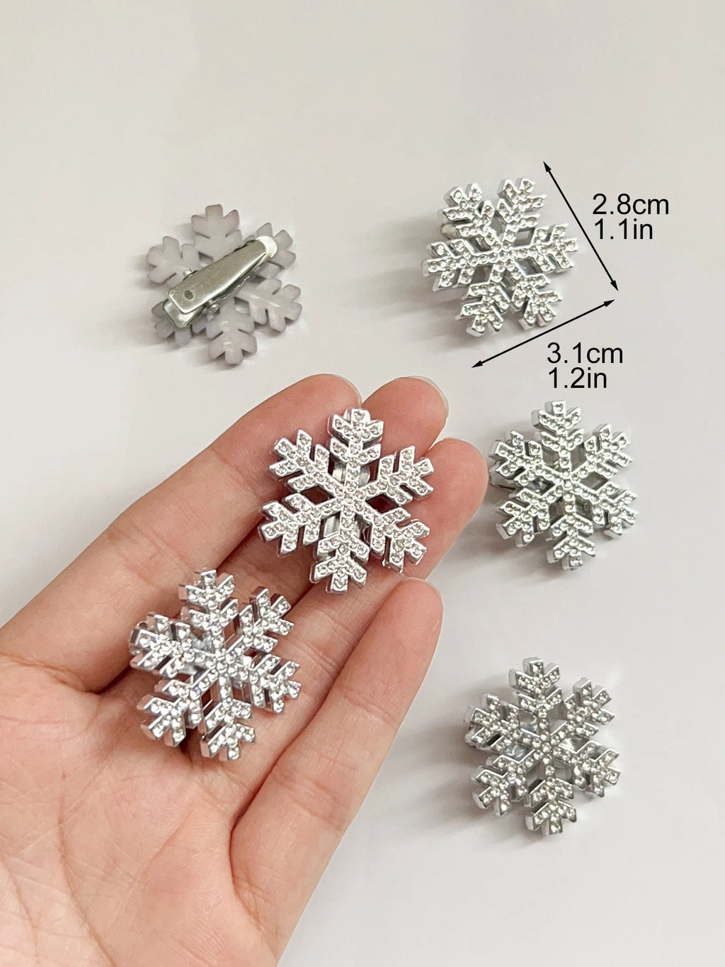 Silver Snowflakes (6 pc)
